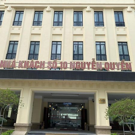 NguyẽN QuyèN Hotel Ανόι Εξωτερικό φωτογραφία