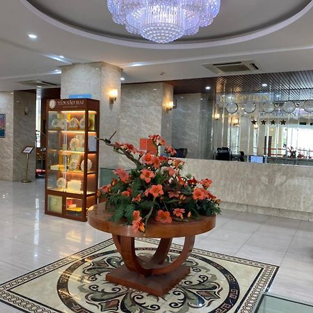 NguyẽN QuyèN Hotel Ανόι Εξωτερικό φωτογραφία