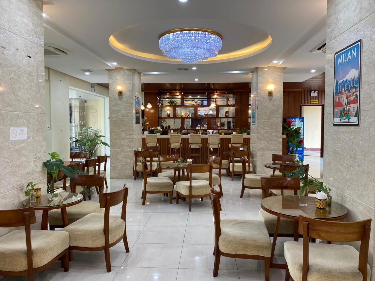 NguyẽN QuyèN Hotel Ανόι Εξωτερικό φωτογραφία