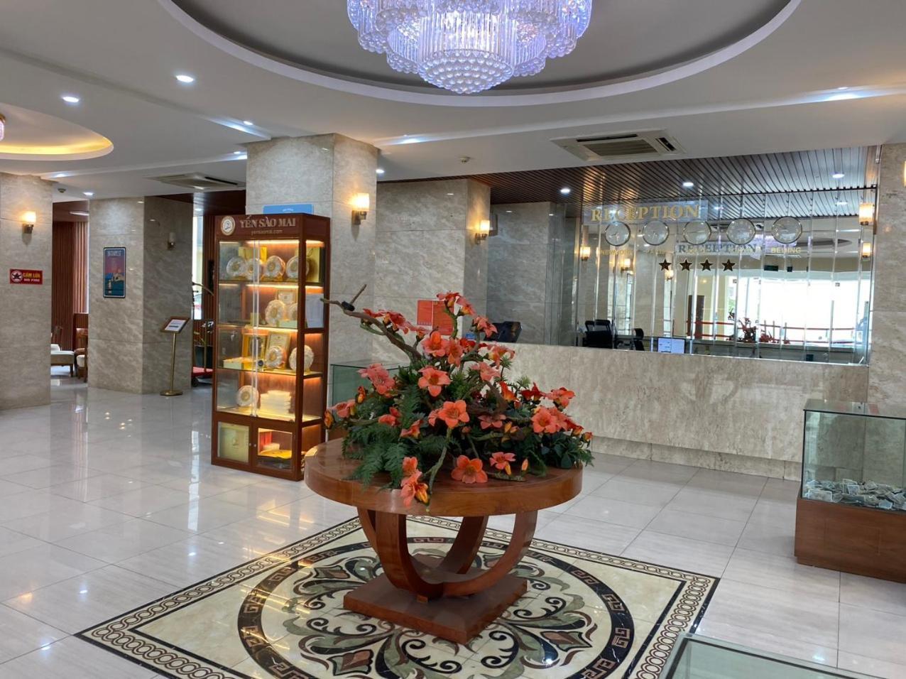 NguyẽN QuyèN Hotel Ανόι Εξωτερικό φωτογραφία